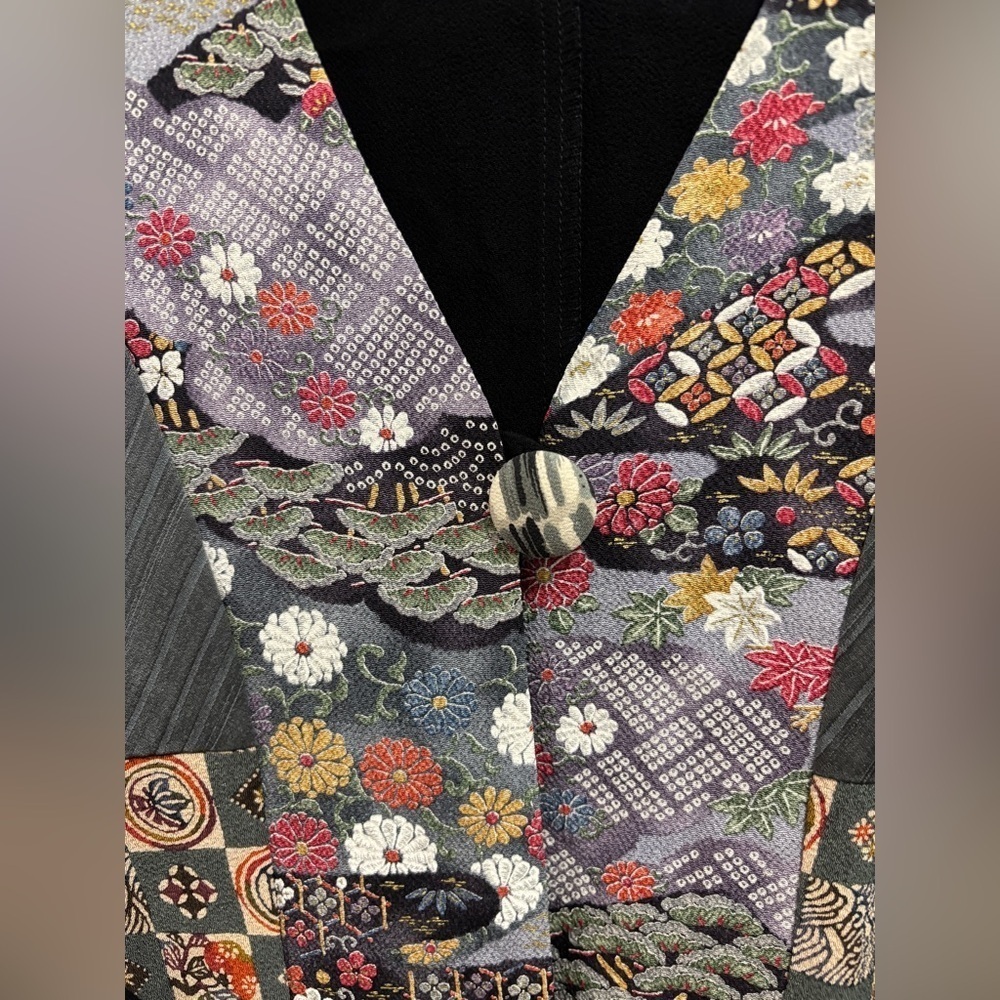 YASUKO Vest Womens Medium/Large Black Kimono Silk Pockets 1 Button Oriental Art - Picture 8 of 9